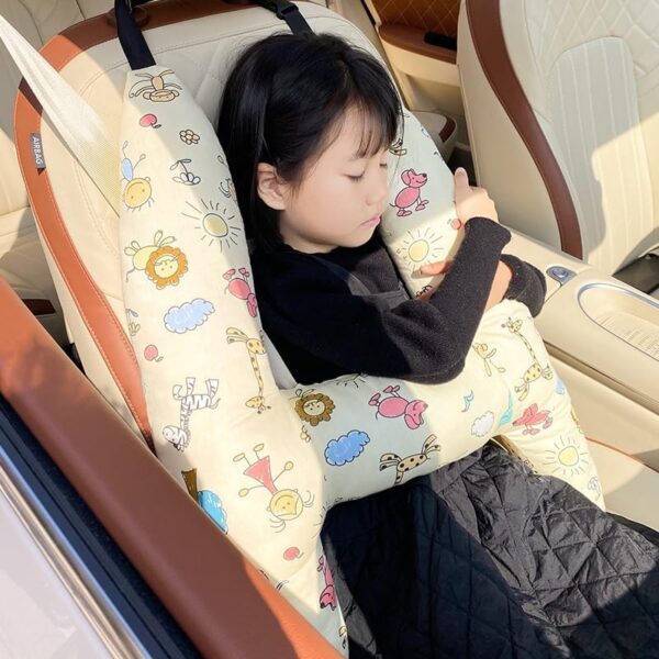 Car Travel Pillow Soft Neck Pillow for Head and Body Support Kids Adult Seat Belt Pillow Breathable Aircraft Travel Pillow for Long-Distance Travel